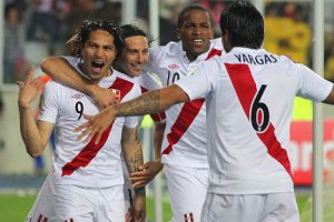 Equipo reforzado: Vargas, Pizarro, Farfán y Guerrero ya están en Lima