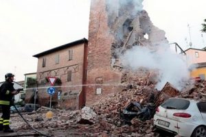 Italia: Más de tres mil personas han sido evacuadas por sismos
