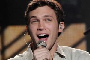 Cantante de blues Phillip Phillips se corona nuevo ‘American Idol’