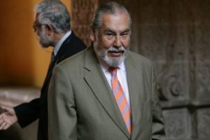 Periodista Raúl Vargas es internado tras sufrir infarto