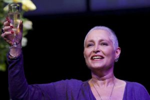 Actriz Daniela Romo supera batalla contra el cáncer