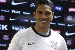 Paolo Guerrero será suplente en encuentro de Corinthians contra Cruzeiro