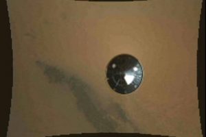 Robot ‘Curiosity’ envió imágenes a color de Marte