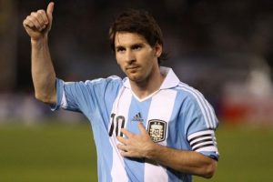 Mira el tatuaje de Lionel Messi en honor a su hijo Thiago