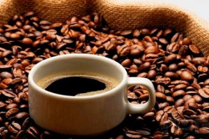 Consumir café podría reducir riesgo de sufrir Alzheimer