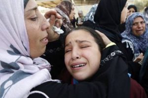 Cifra de muertos por ataques israelíes a Gaza superan las 80