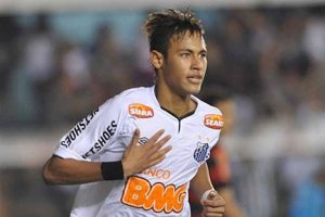 Neymar anota golazo de tiro libre ante Sao Caetano – VIDEO