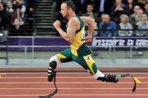 Atleta discapacitado Oscar Pistorius mata a su novia