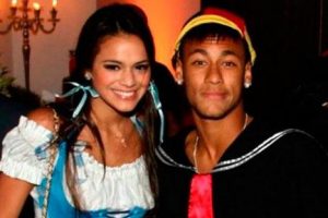 Neymar se disfrazó como ‘Kiko’ de la Vecindad del ‘Chavo’ para fiesta de disfraces