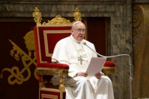 Papa Francisco asegura que monjas “tienen que ser madres y no solteronas”