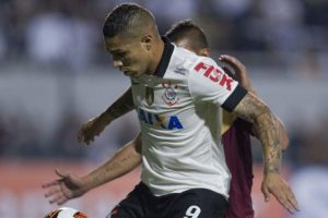 Mira el gol de Guerrero en la victoria de Corinthians frente a San José de Bolivia – VIDEO
