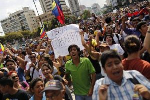 Venezuela: Protestas contra proclamación de Nicolás Maduro dejan cuatro muertos