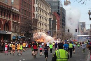 EE.UU: Ofrecen 50 mil dólares por información sobre responsables de explosiones en Boston