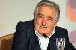 Presidente Mujica le da insólita respuesta a una periodista