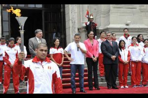 ¡La antorcha de los Juegos Bolivarianos está en Perú!