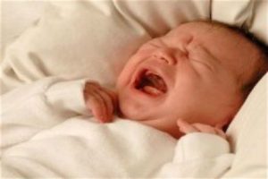 China: Bebé que creían muerto llora cuando estaba a punto de ser incinerado