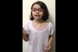 Según una pequeña «las princesas no son inteligentes» – VIDEO