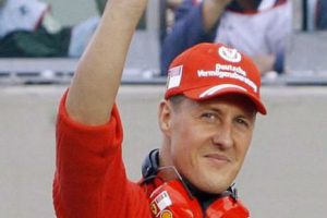 Piloto de autos, Michael Schumacher, sufrió un grave acidente