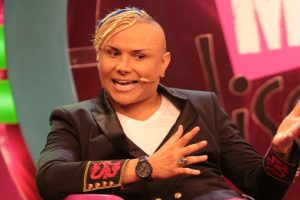 Carlos Cacho insulta a los jurados de ‘Yo Soy’ -VIDEO