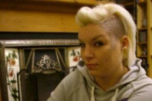 Insólito: mujer se cortó tatuaje tras enterarse de infidelidad