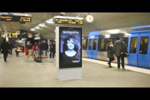 Mire la divertida publicidad de un metro en Estocolmo -VIDEO