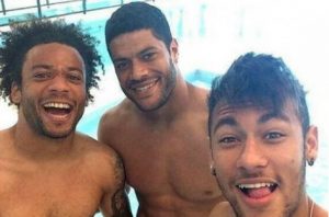 Mira la selfie que se tomó Neymar con sus compañeros de selección