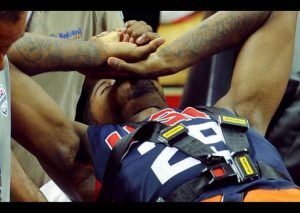 Mira la terrible lesión que sufrió un jugador de la NBA (VIDEO)