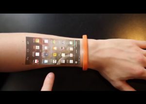 Mira el brazalete capaz de proyectar la pantalla de un smartphone en la piel (VIDEO)