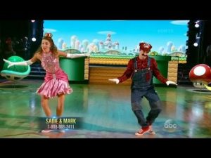 Concursantes de reality sorprendieron con baile al estilo de  Super Mario Bros (VIDEO)