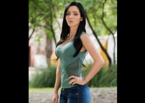 Ariadne Díaz confesó haberse enamorado de sus compañeros de telenovela