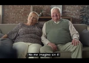 ¿Amor verdadero? Mira cómo esta pareja de 56 años define su relación (VIDEO)
