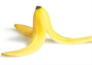 Algunos beneficios por los que no debes botar la cáscara de plátano