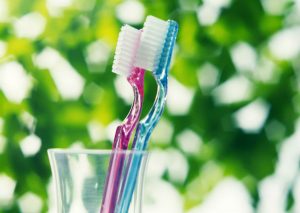 ¿Cuál es el peor sitio para guardar tu cepillo de dientes?