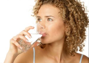 ¿Sabías que la falta de sed en el invierno puede causar enfermedades?