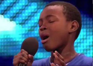 Te pondrás a llorar cuando veas este conmovedor casting de canto de este niño (VIDEO)