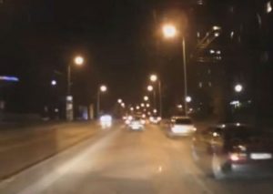 Misteriosa luz atravesó cielo de Rusia dejando impactados a todos (VIDEO)