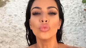 Facebook: Derriere de Kim Kardashian tendrá su propio emoticon