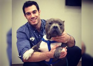Instagram: Conoce a Evan Antin, ‘el veterinario más sexy del mundo’ (FOTOS)