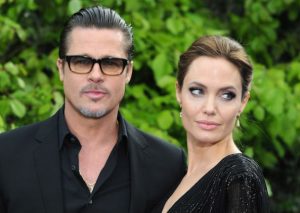 ¿Brad Pitt dejó a Angelina Jolie por conocida cantante?