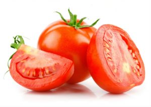 ¡Muy fácil! Aprende a cultivar tus propios tomates en casa (VIDEO)