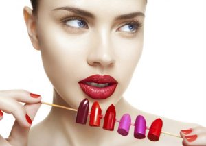 Según estudios el labial rojo da más poder y seguridad a las mujeres