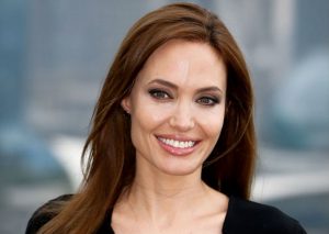 Angelina Jolie: Sale a la luz foto desnuda de la esposa de Brad Pitt