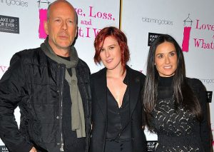 Bruce Willis y Demi Moore: Su hija alborota Instagram por axilas sin depilar