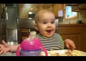 YouTube: La maléfica risa de este bebé se hace viral