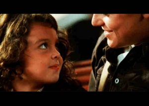 ¿Recuerdas a la niña que bailó con DiCaprio en ‘Titanic’? Así luce ahora – FOTOS