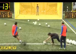 El desafío de puntería de Messi y Suárez contra un Drone – VIDEO