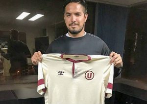 ¡Es oficial! Juan Manuel Vargas vuelve a Universitario