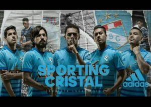 Filtran foto con camiseta oficial de Sporting Cristal 2017