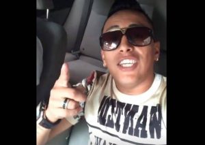 Cueva cantando al ritmo de Tony Rosado en Brasil – VIDEO