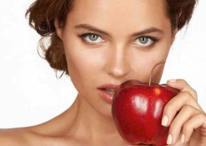 ¡Increíble! ¿Sabías que la manzana es un afrodisíaco para las mujeres?